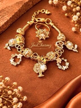 ✨ Sparkling Floral Charm Bracelet & Matching Statement Ring 2-Piece Set ✨